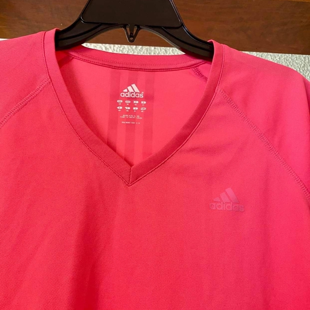 Adidas top - Picture 4 of 4
